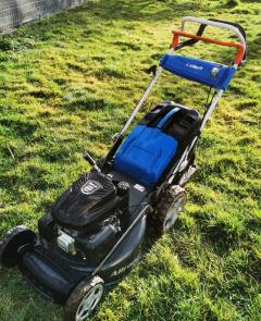 Location : tondeuse Location : tondeuse