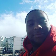 Service : manger pour le diner Service : manger pour le diner