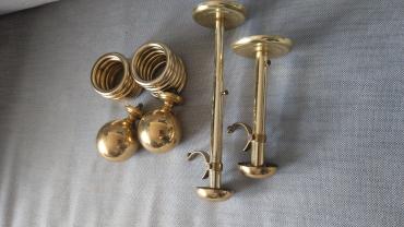 Location : autre Location : autre