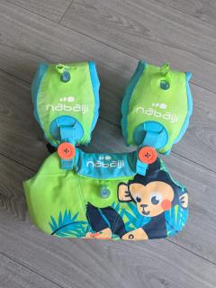 Location : combinaison Location : combinaison