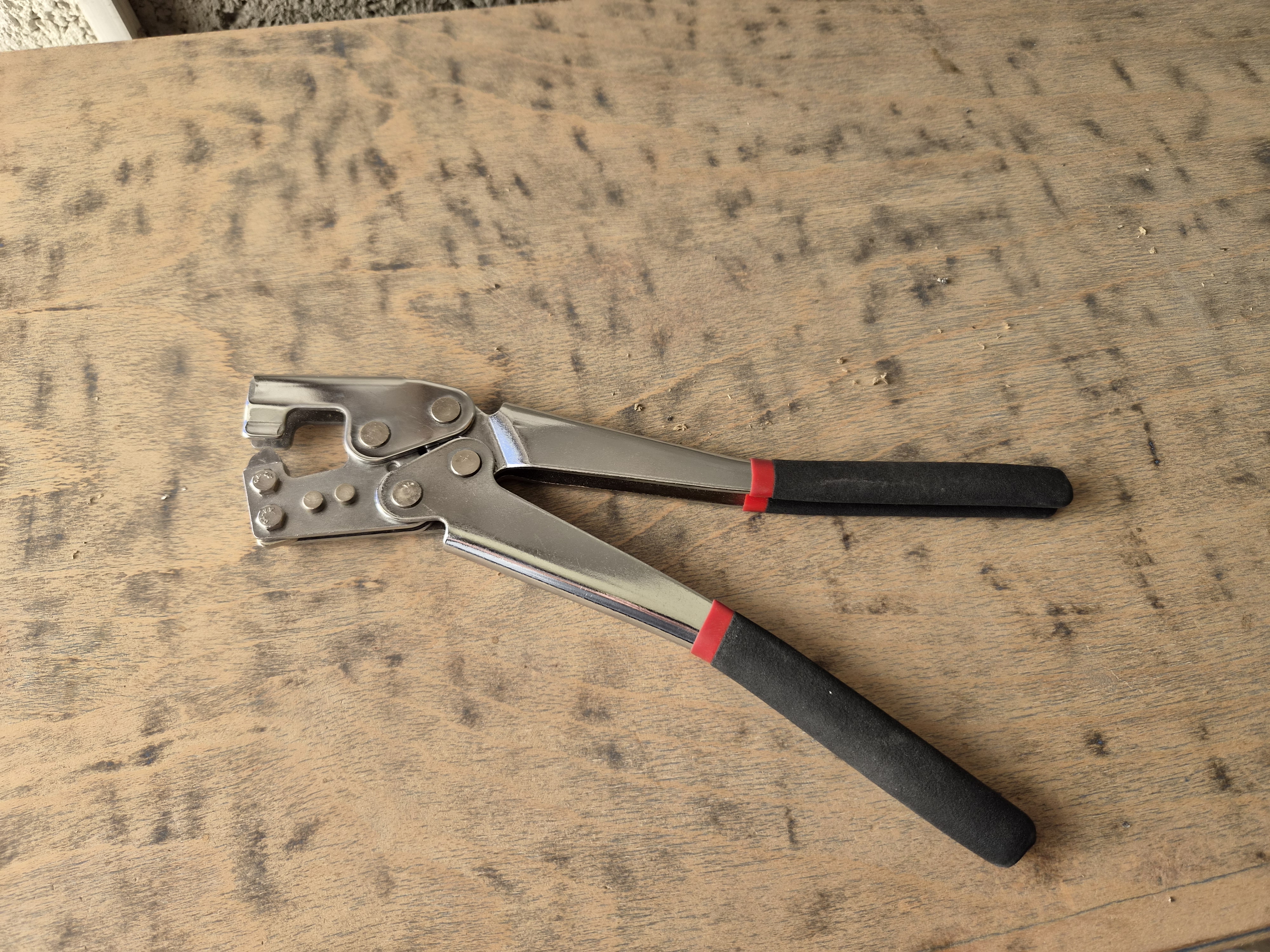 Location pince a sertir entre particuliers (17)