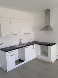 Service : pose de cuisine Service : pose de cuisine