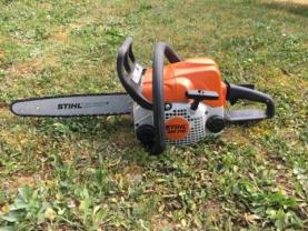 Location : tronconneuse Location : tronconneuse