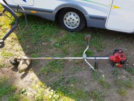 Location : debroussailleuse Location : debroussailleuse