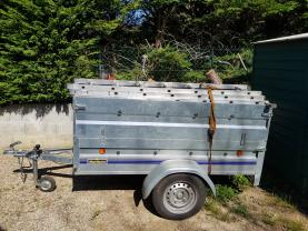 Location : echelle Location : echelle