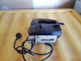 Location : scie sauteuse Location : scie sauteuse