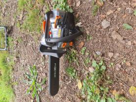 Location : tronconneuse Location : tronconneuse