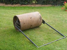 Location : rouleau a gazon Location : rouleau a gazon