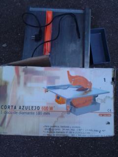 Location : carrelette Location : carrelette