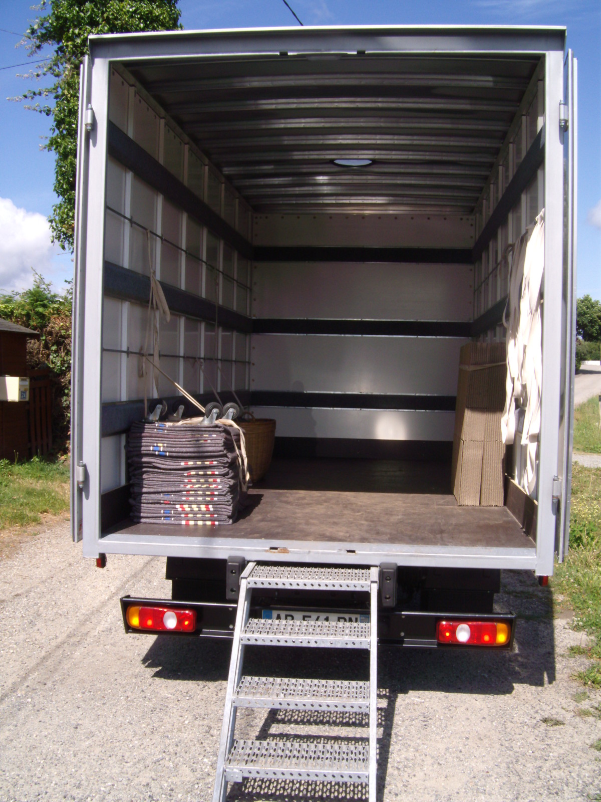 Location camion camionnette 13 entre particuliers