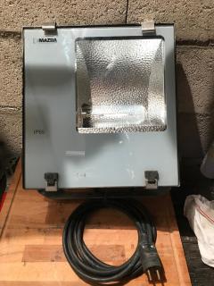 Location : jeux de lumieres Location : jeux de lumieres