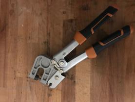 Location : pince a sertir Location : pince a sertir