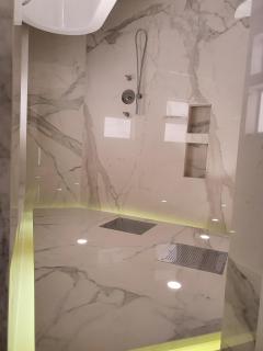 Service : multi services Service : multi services