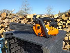 Location : elagueuse Location : elagueuse