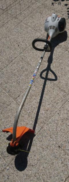 Location : coupe bordures Location : coupe bordures