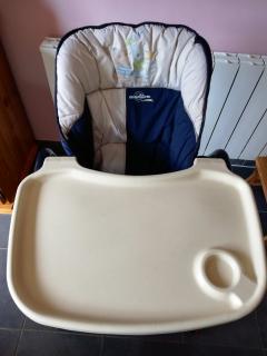 Location : chaise haute Location : chaise haute