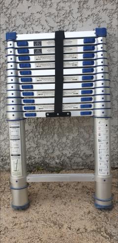 Location : echelle Location : echelle