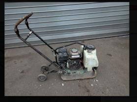 Location : plaque vibrante Location : plaque vibrante