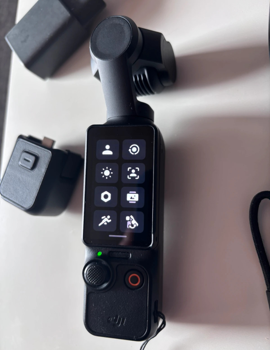 Rental Camera between individuals (56)