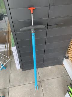 Location : desherbeur Location : desherbeur