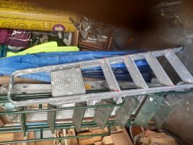 Location : echelle Location : echelle