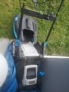 Location : tondeuse Location : tondeuse