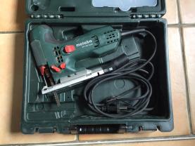 Location : scie sauteuse Location : scie sauteuse