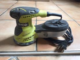 Location : ponceuse Location : ponceuse