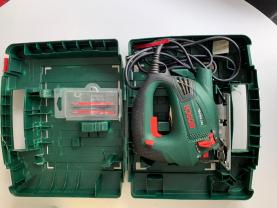 Location : scie sauteuse Location : scie sauteuse