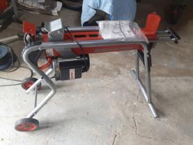 Location : fendeur de buches Location : fendeur de buches