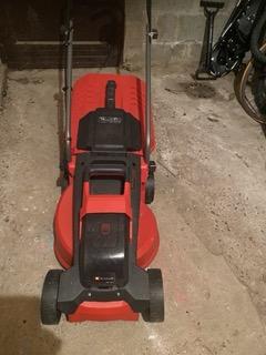 Location : tondeuse Location : tondeuse