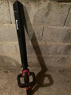 Location : taille haie Location : taille haie