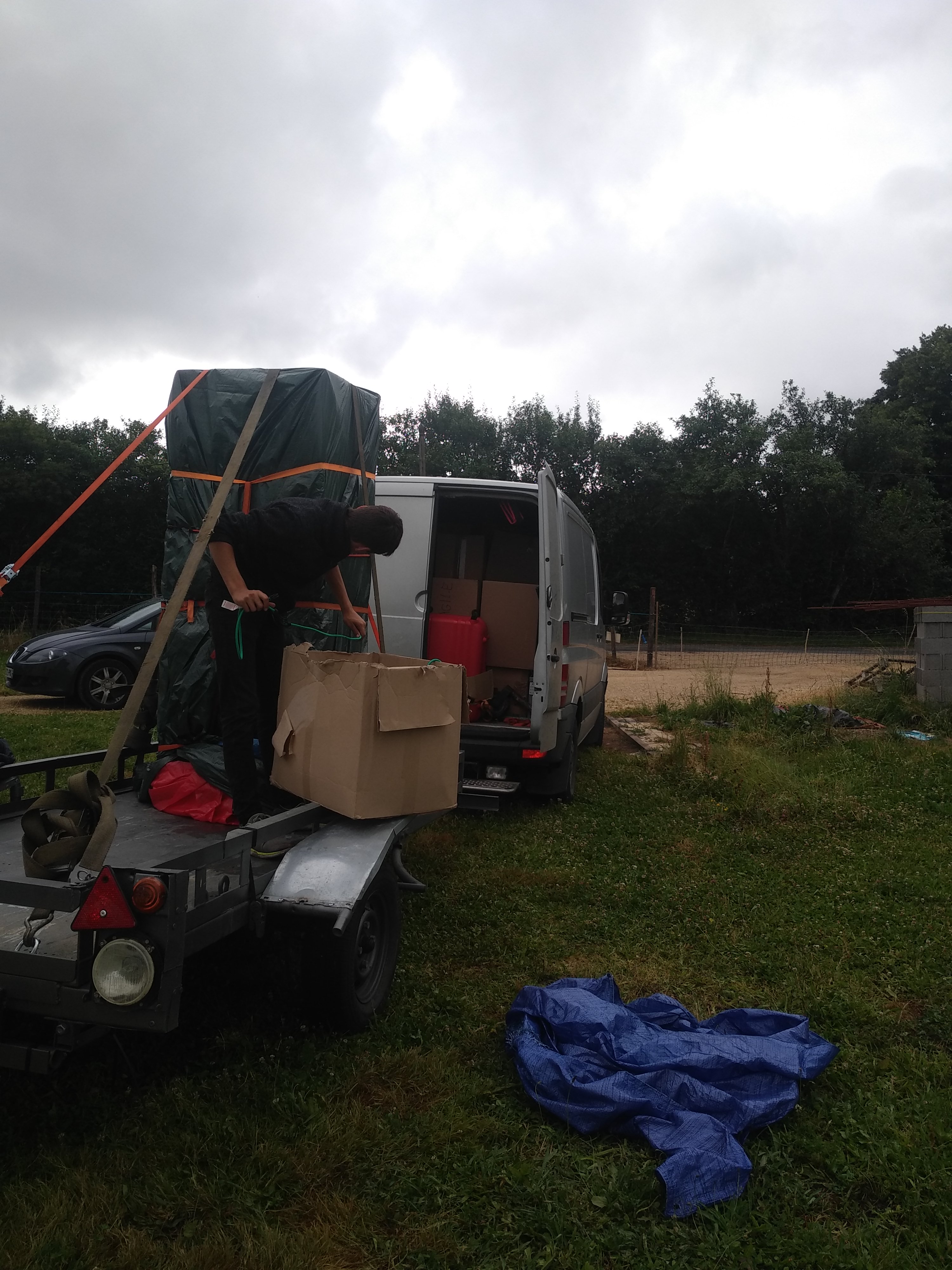Service aide demenageur 24 entre particuliers
