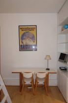 Location : studio Location : studio