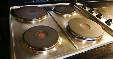 Location : plaque de cuisson Location : plaque de cuisson