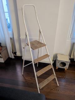 Location : escabeau Location : escabeau