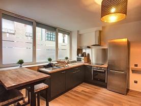 Service : pose de cuisine Service : pose de cuisine