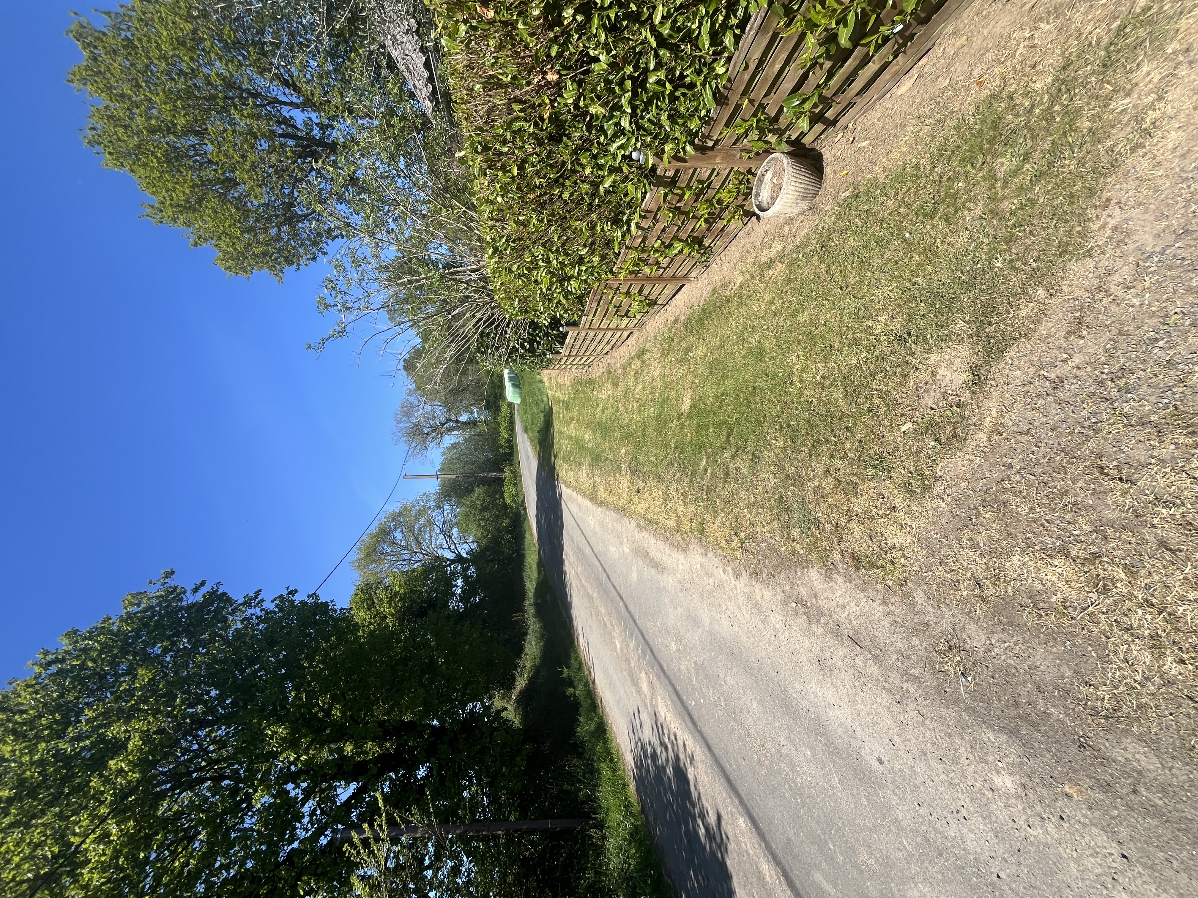 Location taille haie 22 entre particuliers