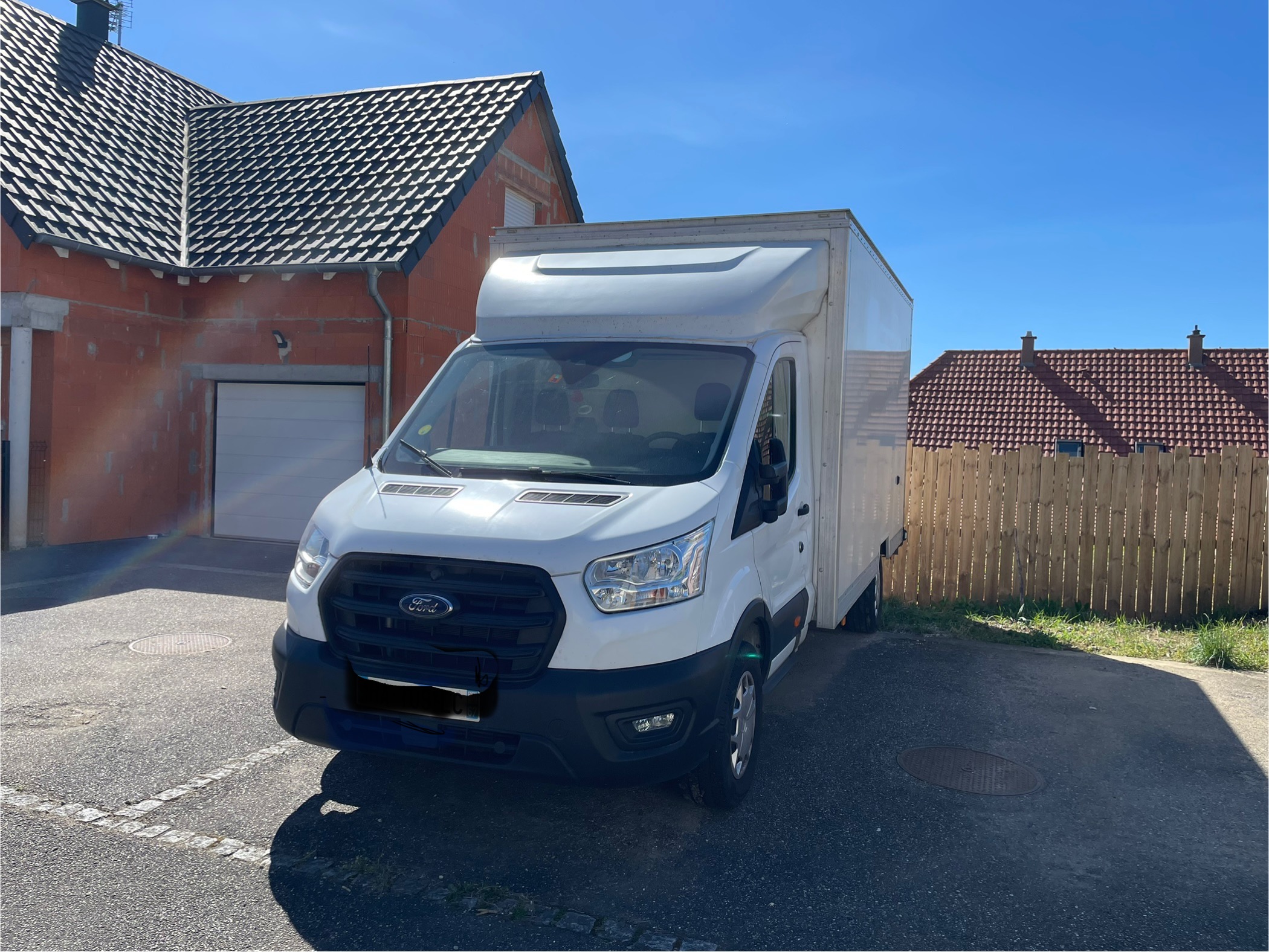 Service avec fourgon 67 entre particuliers