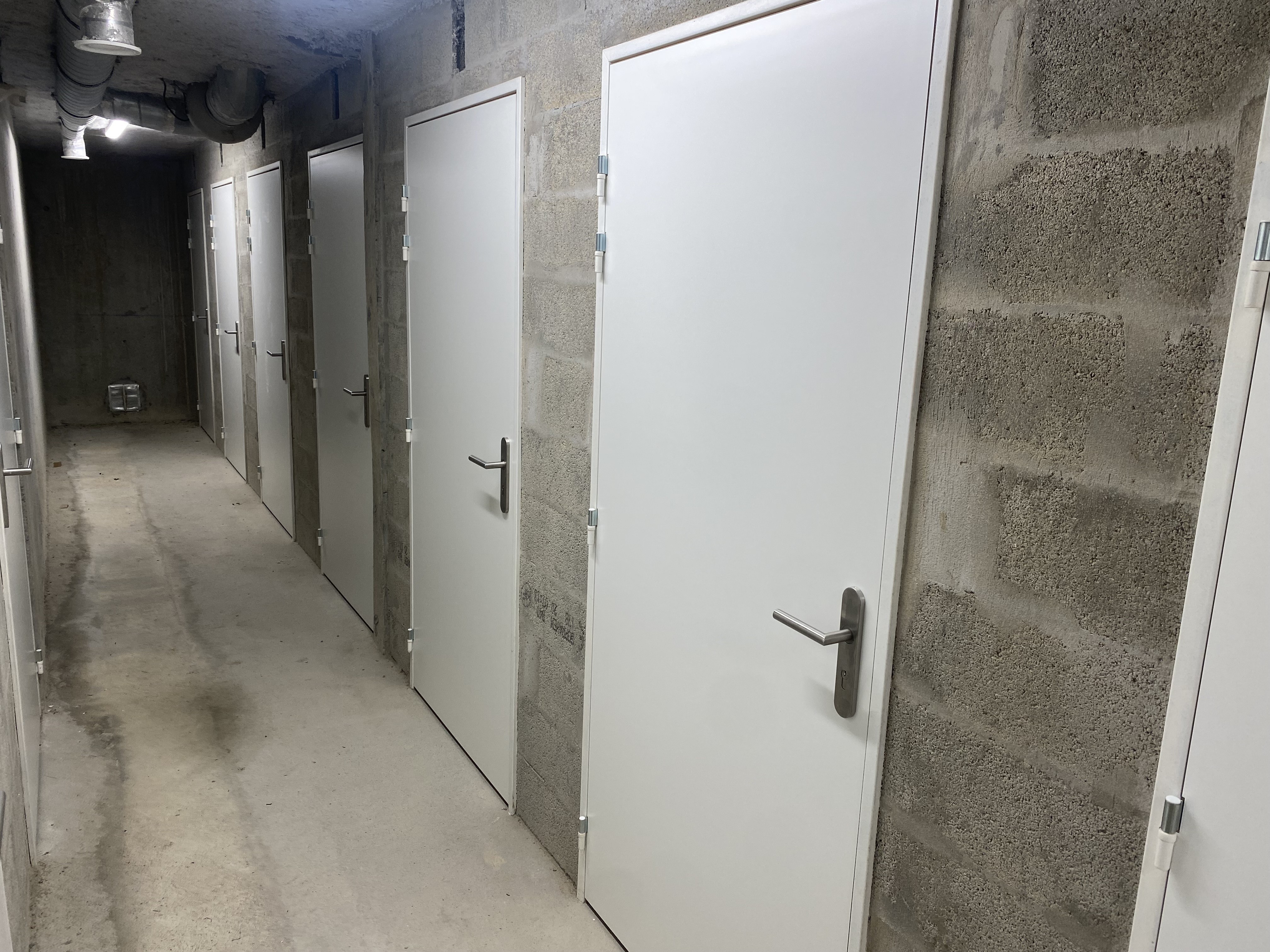 Location stockage en box 64 entre particuliers