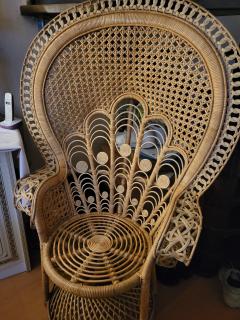 Location : chaise Location : chaise