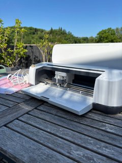 Location : autre Location : autre