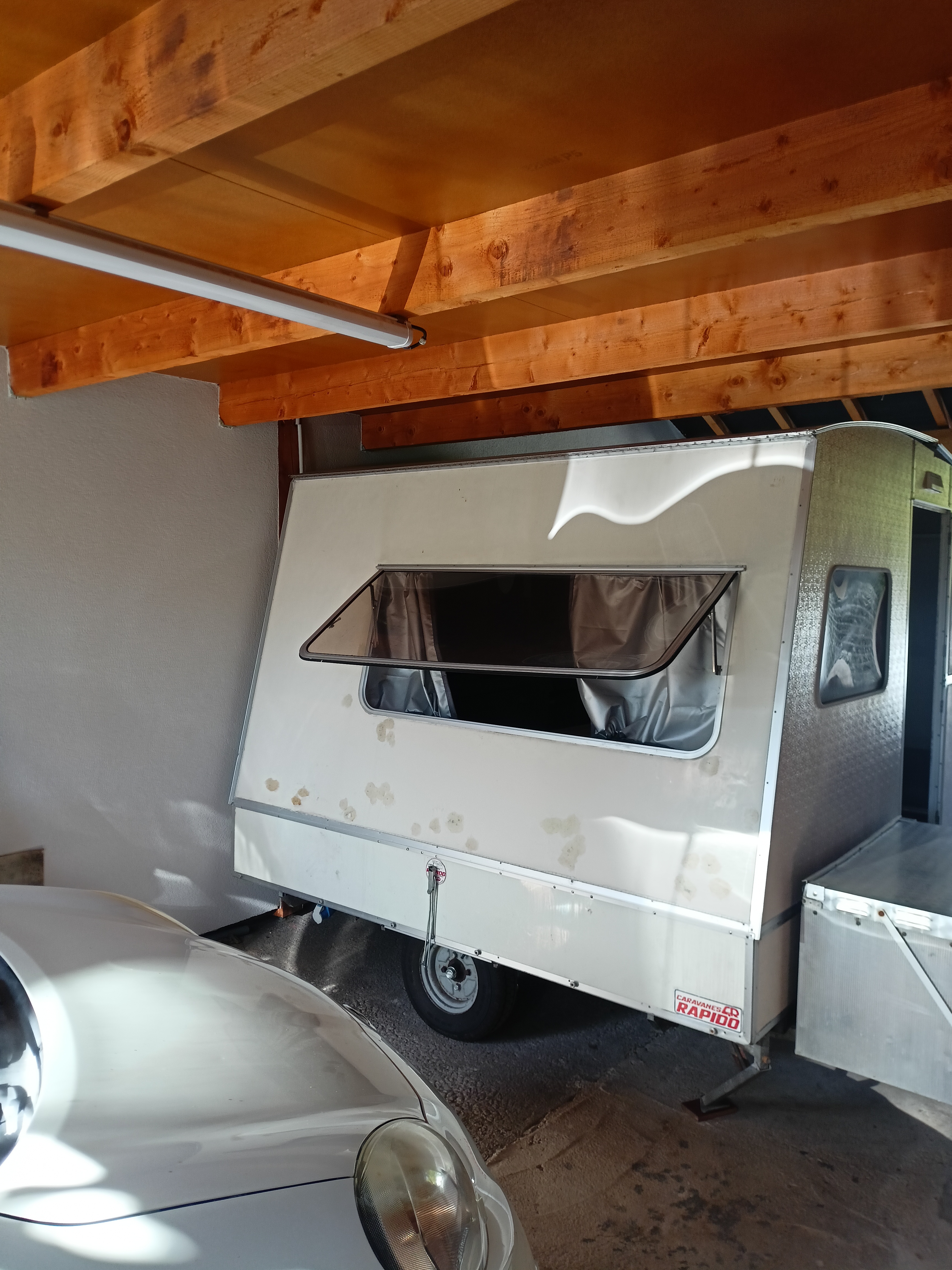 Location caravane entre particuliers (63)