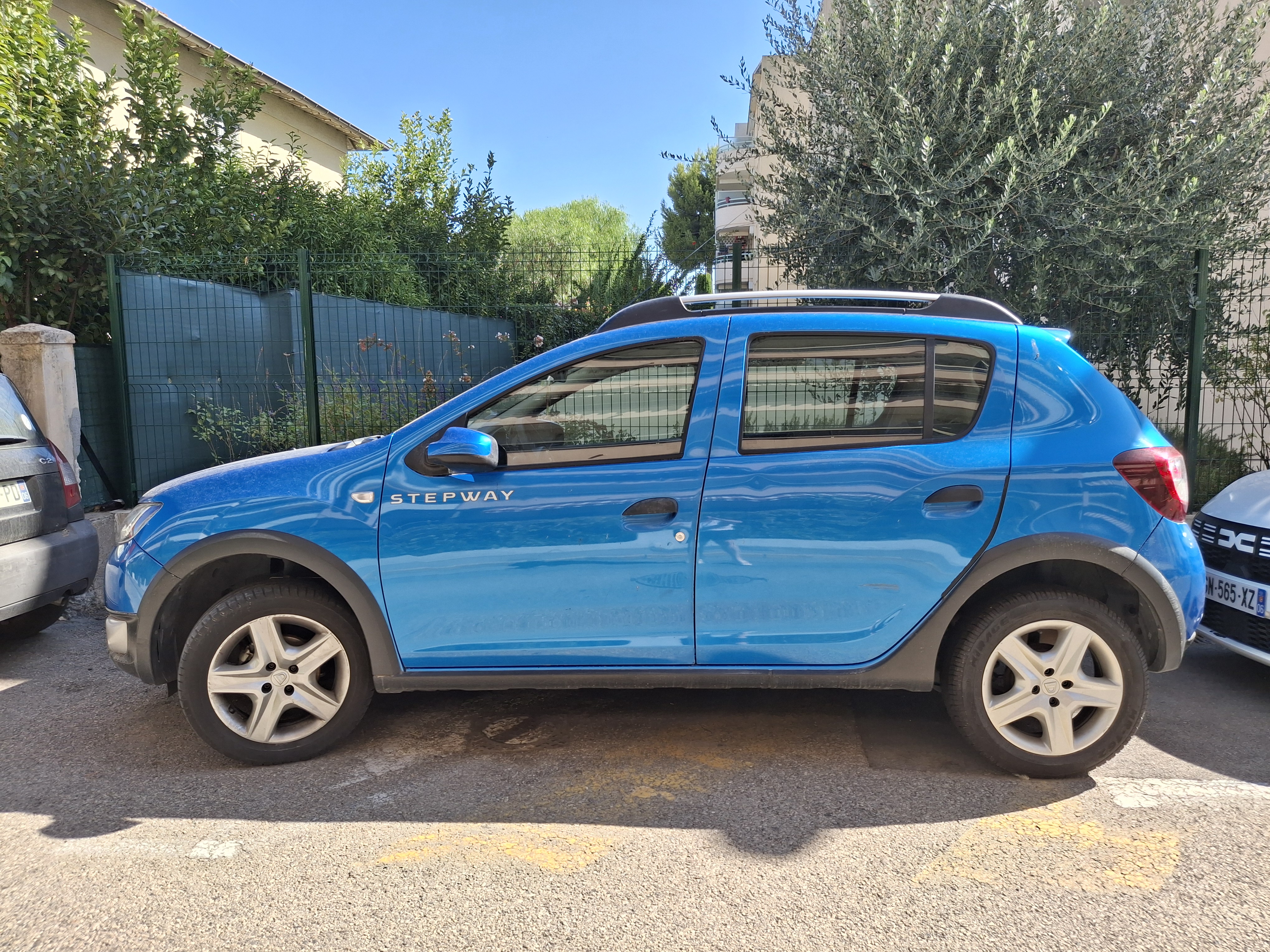 Rental Voitures between individuals (06)