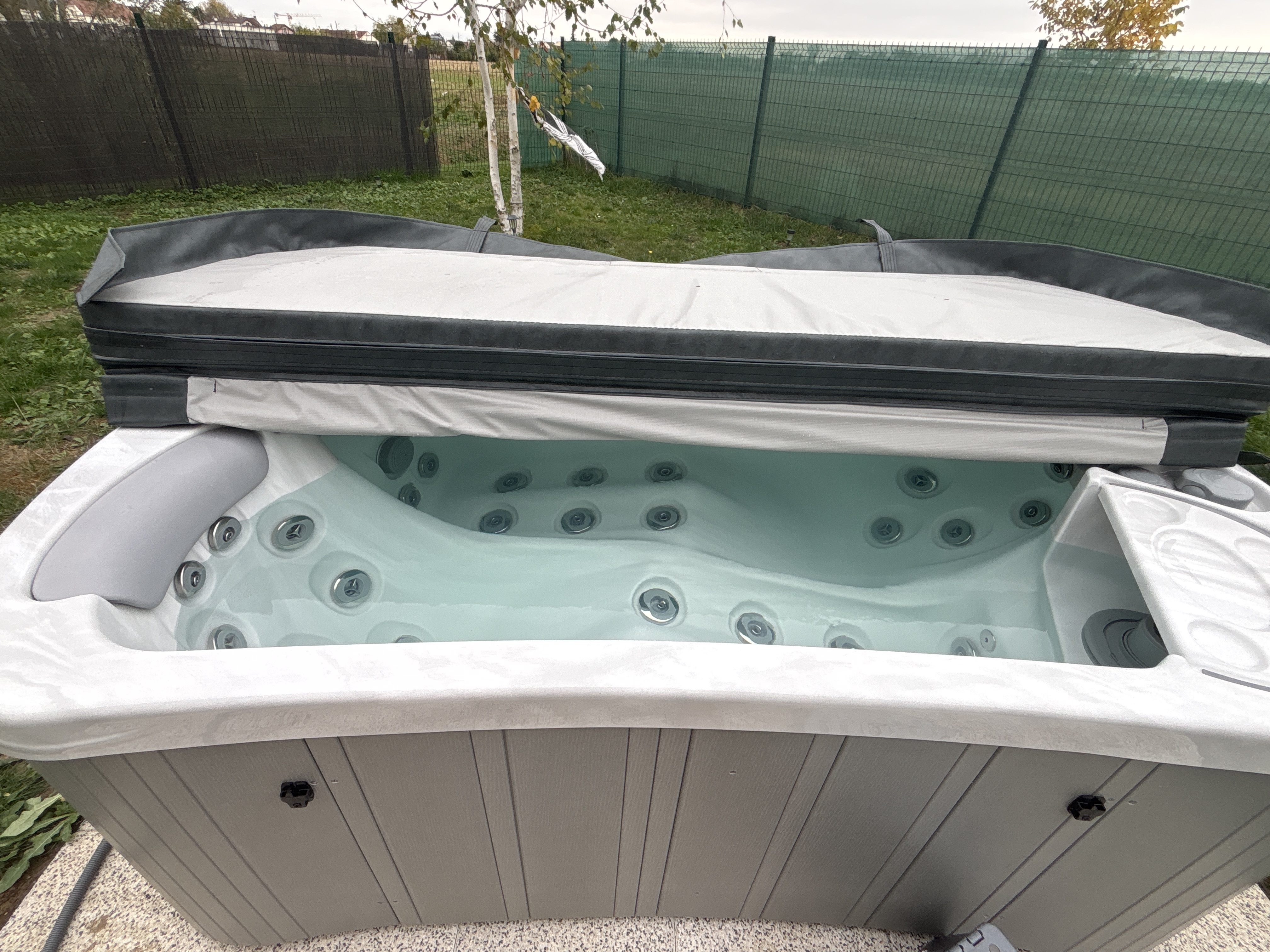 Rental Jacuzzi between individuals (77)