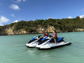 Location : jet ski Location : jet ski